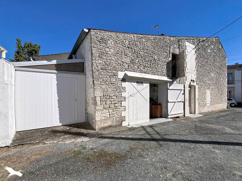 Maison 5 pièces 124 m² · à Mauzé-sur-le-Mignon · 124 m² · 140 448 €