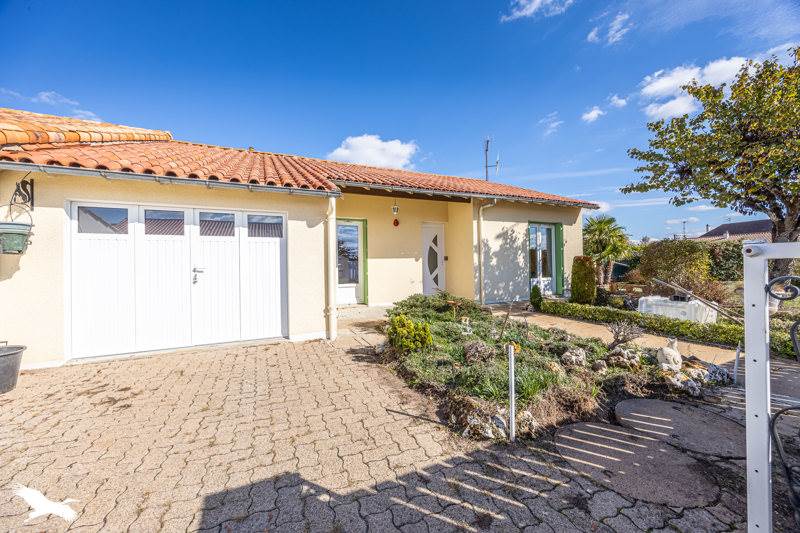 Maison 4 pièces 80 m² · à Mauzé-sur-le-Mignon · 80 m² · 169 087 €