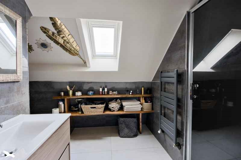 Vente Maison GUIPAVAS - 7 pièces -244 m² - (29490)