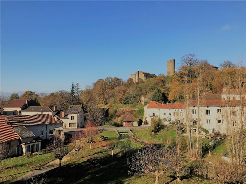 Vente Appartement CHALUS - 4 pièces -80 m² - (87230)