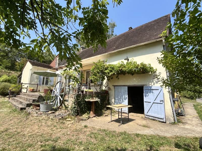 Maison en pierre à Firbeix