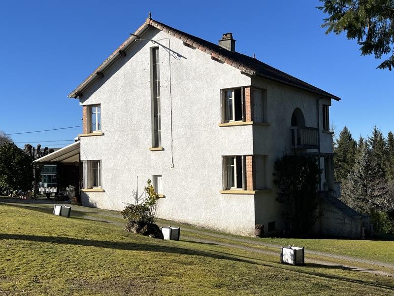 Vente Maison ST YRIEIX LA PERCHE - 7 pièces -161 m² - (87500)