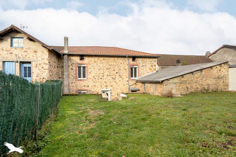 Vente Maison BUSSIERE GALANT - 5 pièces -160 m² - (87230)