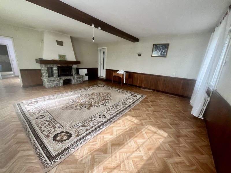 Vente Maison MIALET - 8 pièces -145 m² - (24450)
