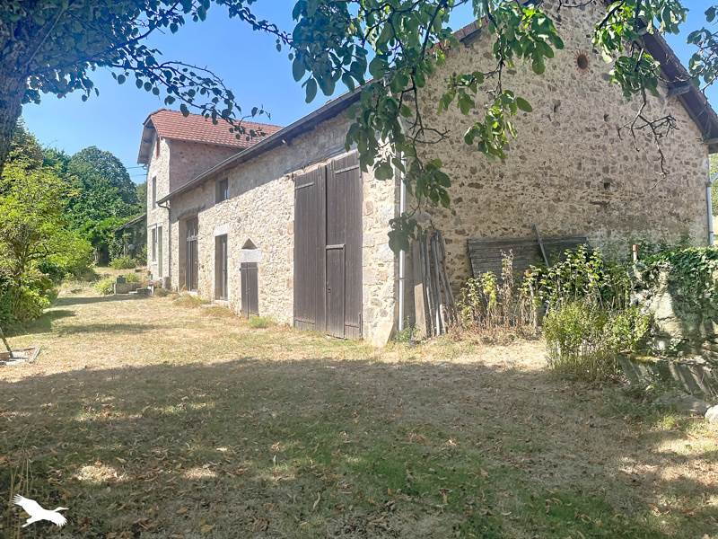 Vente Maison BUSSIERE GALANT - 7 pièces -207 m² - (87230)