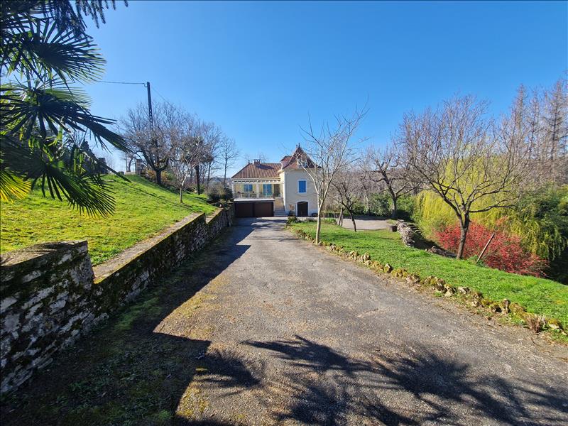 Vente Maison FIGEAC - 4 pièces -90 m² - (46100)