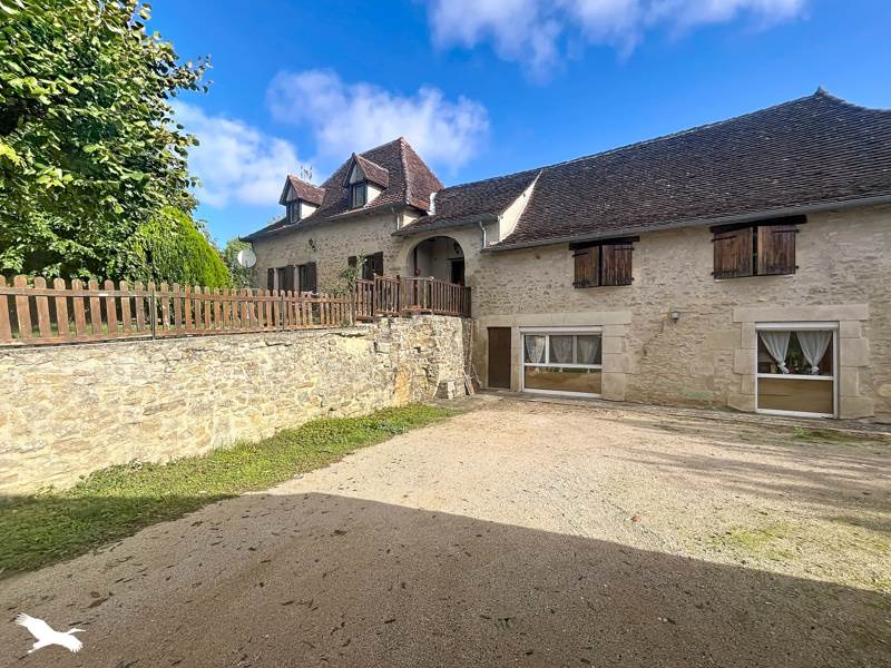 Vente Maison LISSAC ET MOURET 46100 6 pièces - 174 m²