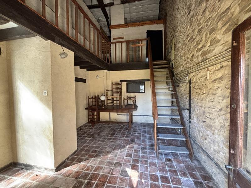 Vente Maison MEASNES - 9 pièces -245 m² - (23360)