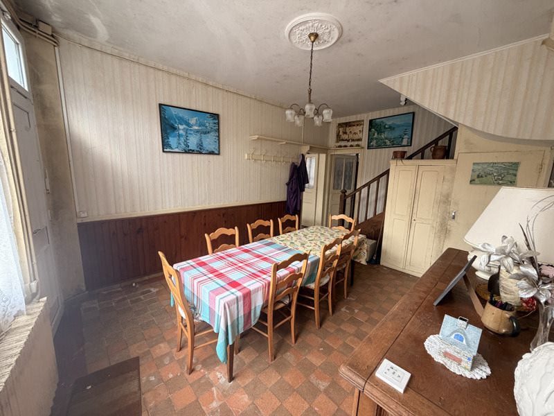 Vente Maison MONTCHEVRIER - 6 pièces -156 m² - (36140)