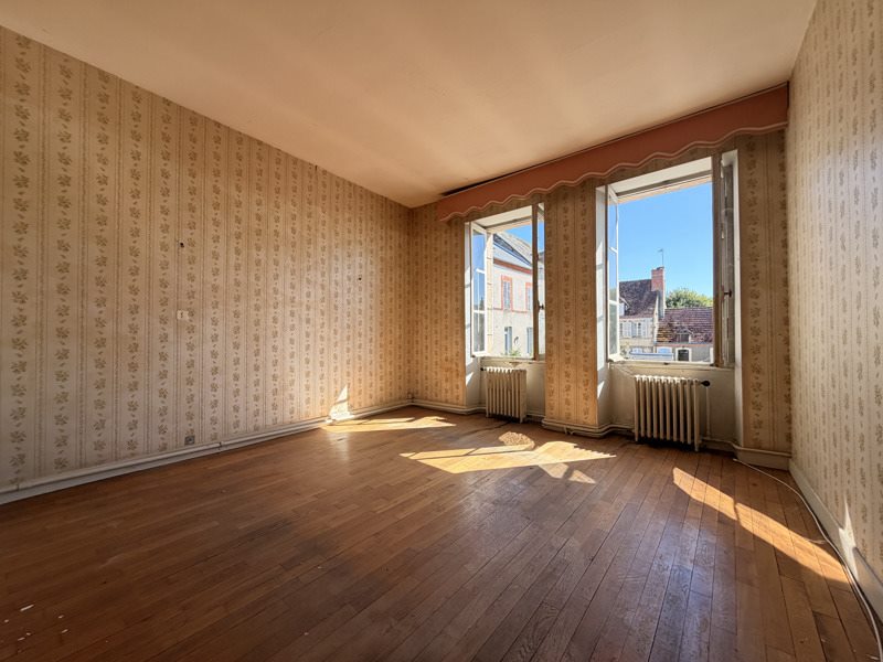 Vente Maison CHENIERS - 5 pièces -105 m² - (23220)
