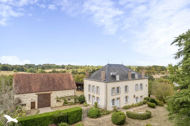 Maison 8 pièces 216 m² · à Nouziers · 216 m² · 169 087 €