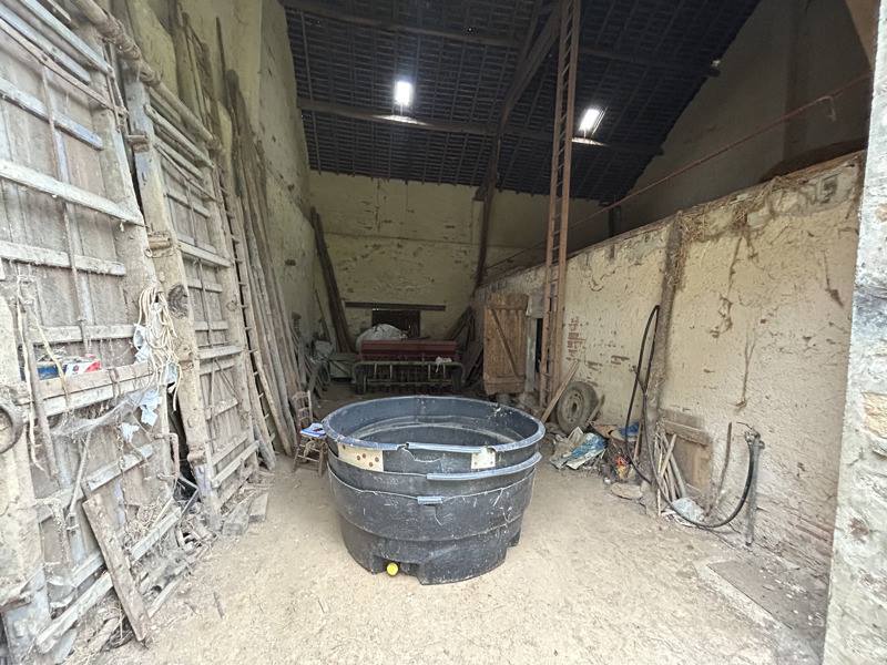 Vente Grange Montchevrier - -107 m² - (36140)