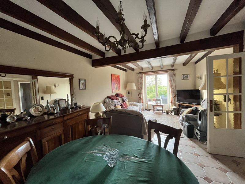 Vente Maison Cluis - 7 pièces -147 m² - (36340)
