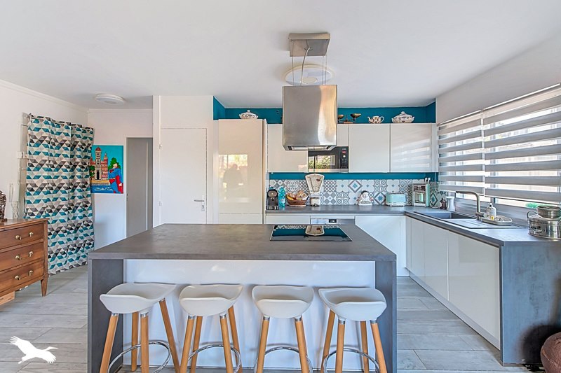 Vente Appartement BORDEAUX - 4 pièces -77 m² - (33200)