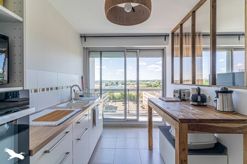 Vente Appartement BORDEAUX - 2 pièces -76 m² - (33200)