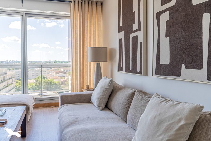 Vente Appartement BORDEAUX - 2 pièces -76 m² - (33200)