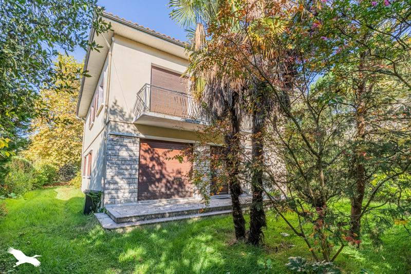 Vente Maison BORDEAUX - 8 pièces -213 m² - (33200)