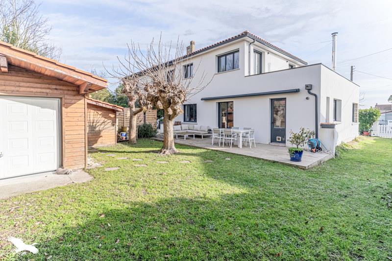 Vente Maison BORDEAUX - 5 pièces -115 m² - (33200)