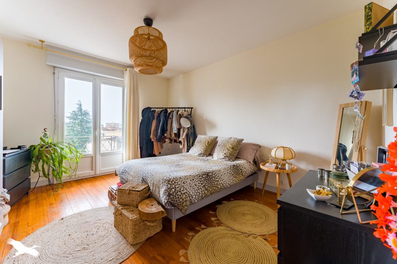 Vente Appartement BORDEAUX - 2 pièces -72 m² - (33200)