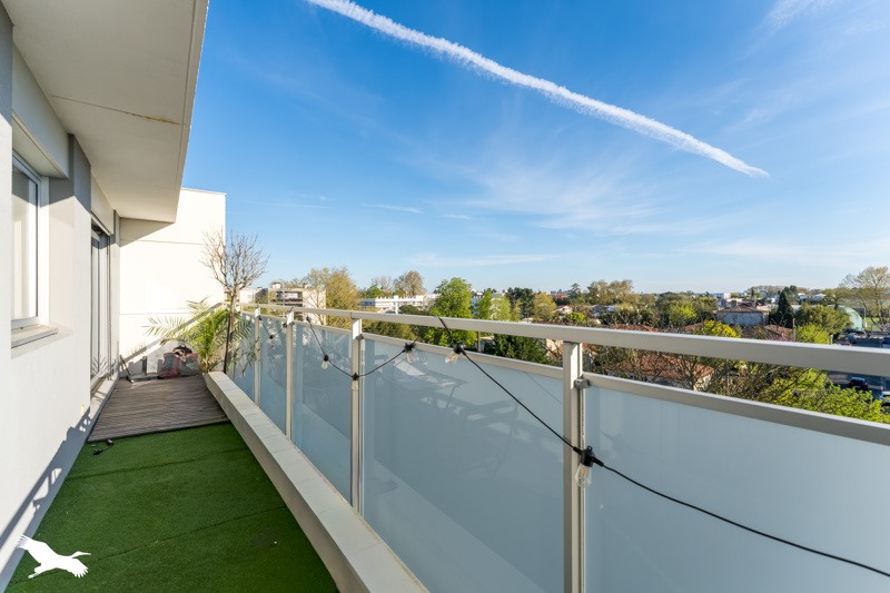 Vente Appartement BORDEAUX - 2 pièces -48 m² - (33200)