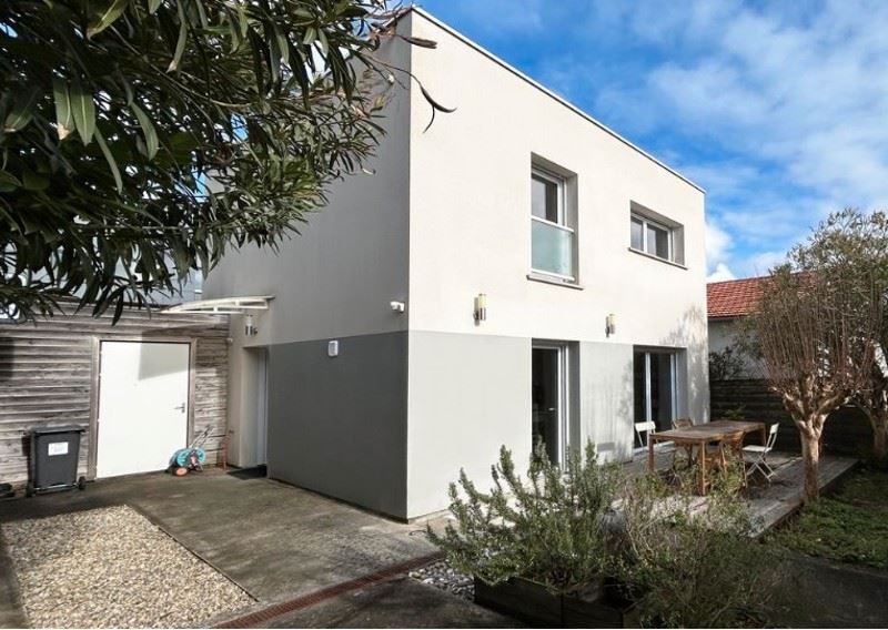 Vente Maison BORDEAUX - 3 pièces -64 m² - (33200)