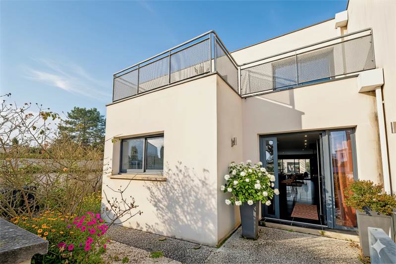 Vente Maison BORDEAUX - 7 pièces -180 m² - (33200)