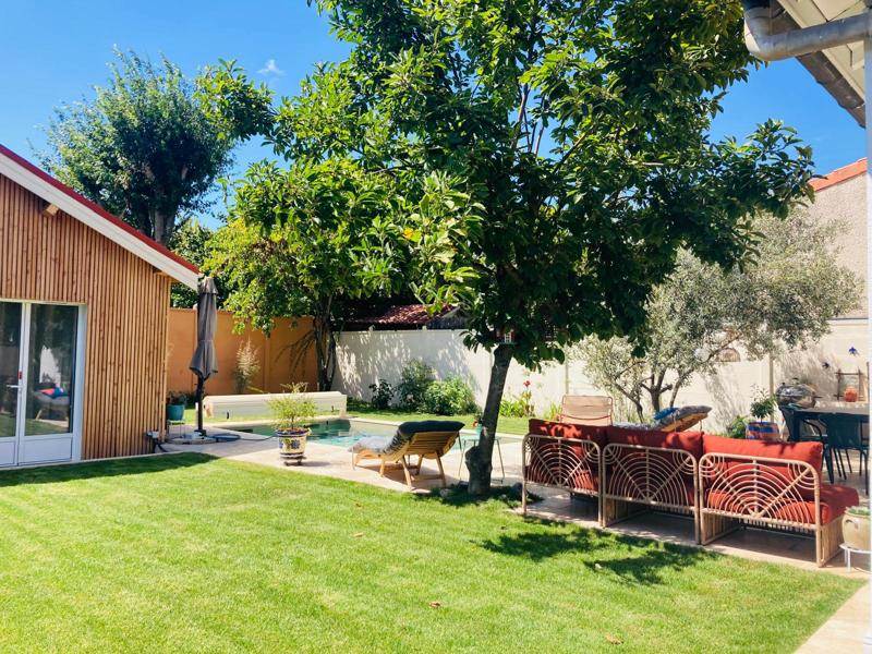 Vente Maison BORDEAUX - 5 pièces -140 m² - (33200)