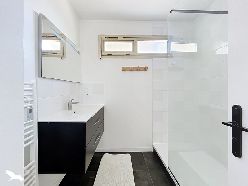 Vente Appartement BORDEAUX - 2 pièces -63 m² - (33200)