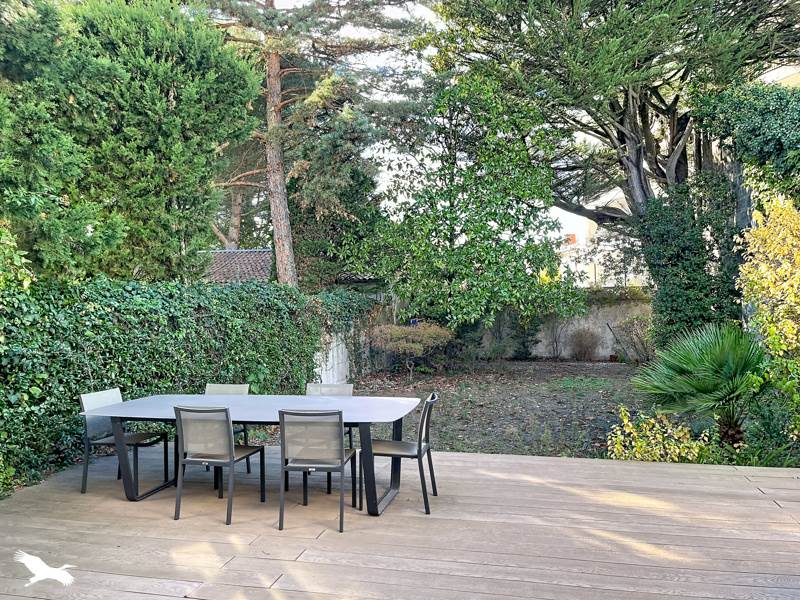 Maison 7 pièces 182 m² · à Bordeaux · 182 m² · 916 960 €