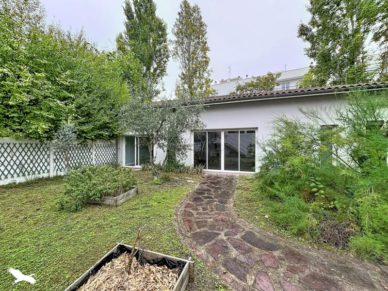 Vente Maison Bordeaux - 5 pièces -165 m² - (33200)