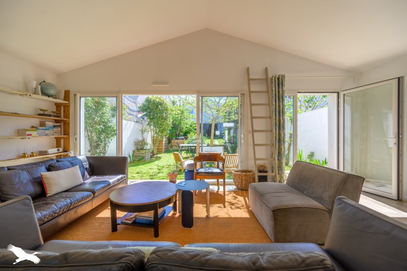 Vente Maison LA ROCHELLE - 8 pièces -202 m² - (17000)