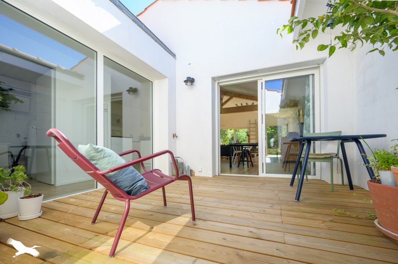 Vente Maison LA ROCHELLE - 8 pièces -202 m² - (17000)