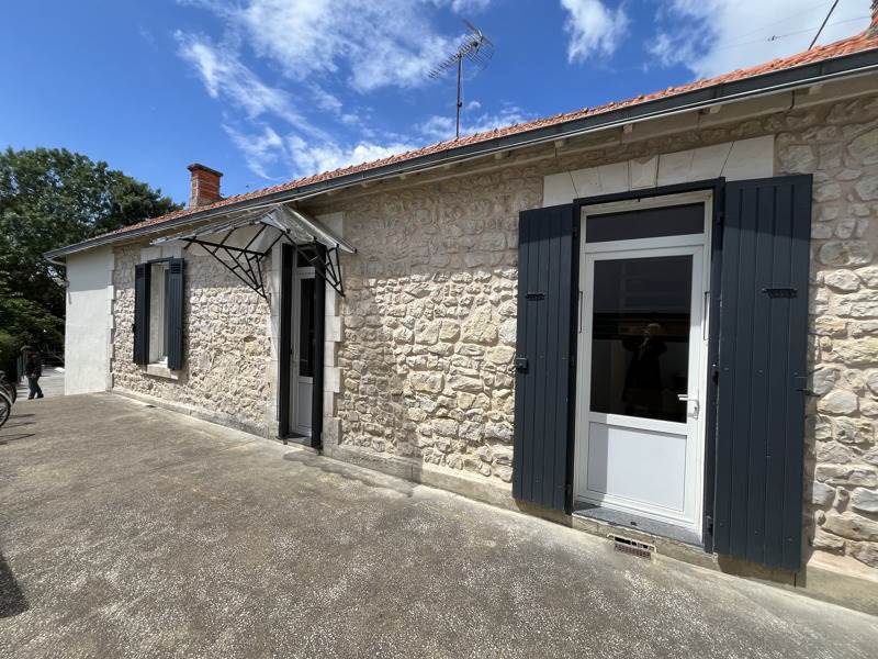 Vente Maison LA ROCHELLE - 9 pièces -265 m² - (17000)
