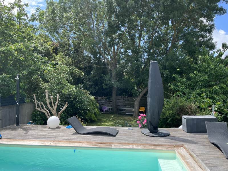 Vente Maison LA ROCHELLE - 9 pièces -265 m² - (17000)
