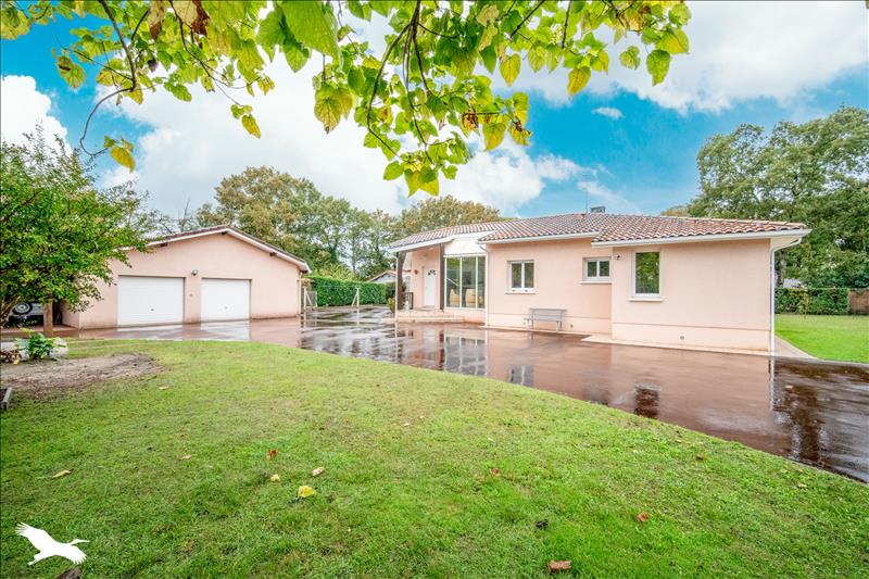 Vente Maison MEES - 6 pièces -158 m² - (40990)