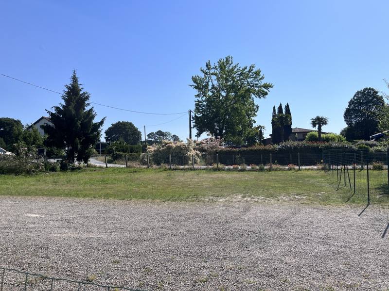 Vente Terrain HINX - -570 m² - (40180)