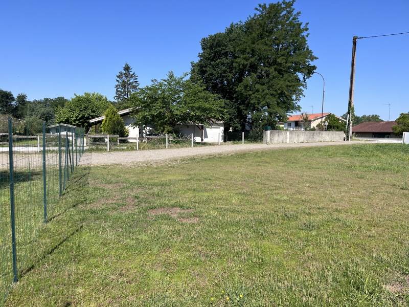 Vente Terrain HINX - -570 m² - (40180)
