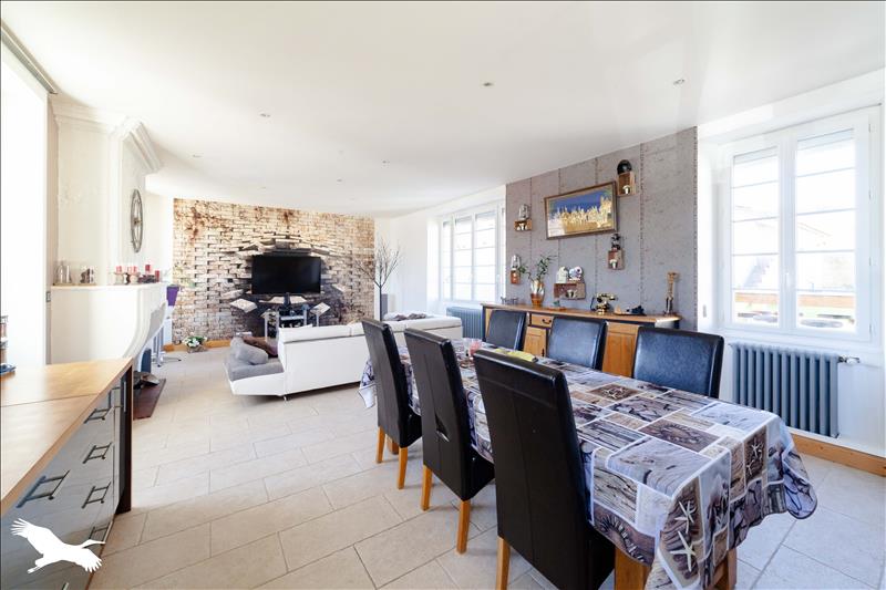 Vente Maison ROUILLAC - 5 pièces -203 m² - (16170)