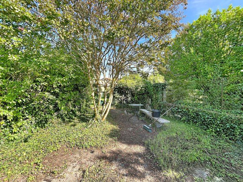 Vente Maison Aigre - 5 pièces -170,5 m² - (16140)