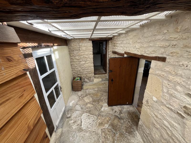 Vente Maison VAL D AUGE - 5 pièces -132 m² - (16170)