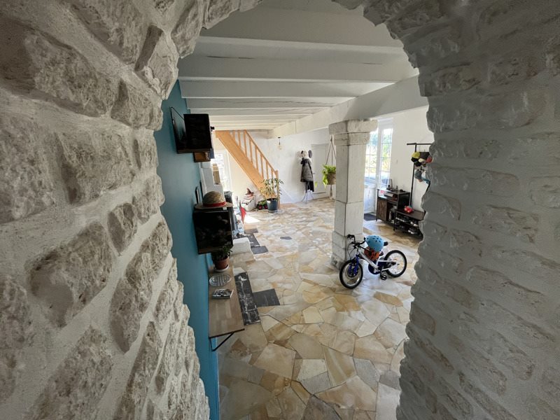 Vente Maison VAL D AUGE - 5 pièces -132 m² - (16170)