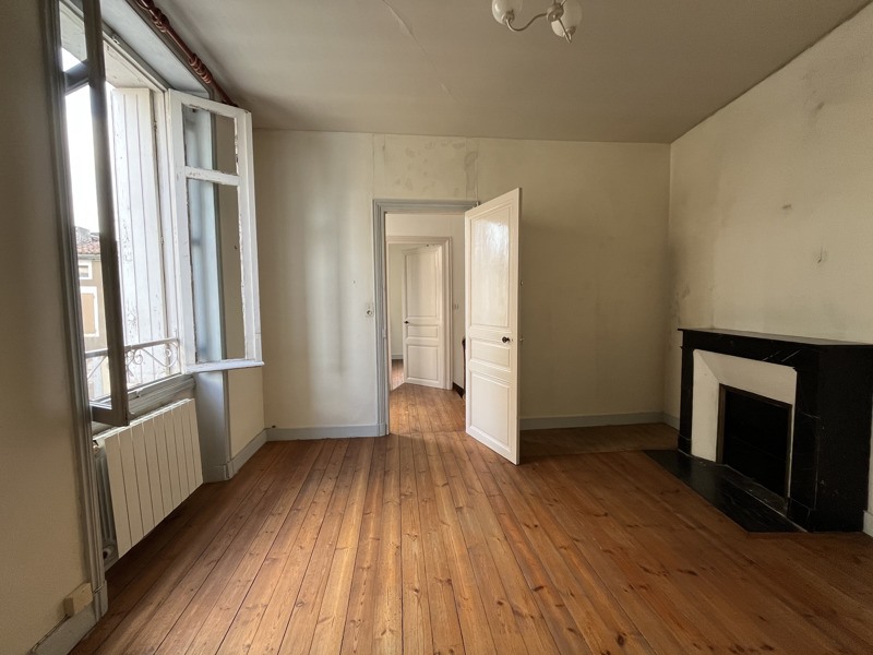 Vente Maison AIGRE - 5 pièces -106 m² - (16140)