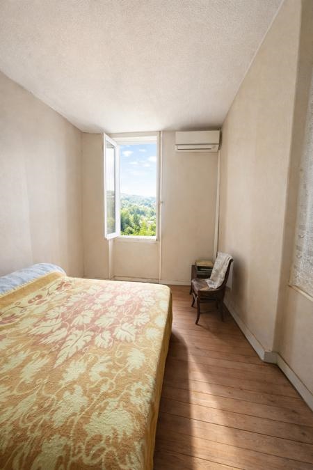 Vente Maison GENAC BIGNAC - 7 pièces -140 m² - (16170)