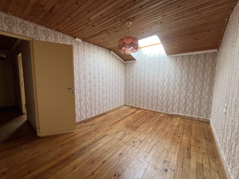 Vente Maison ROUILLAC - 4 pièces -126 m² - (16170)
