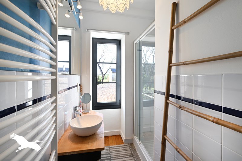 Vente Maison GENAC BIGNAC - 5 pièces -144 m² - (16170)