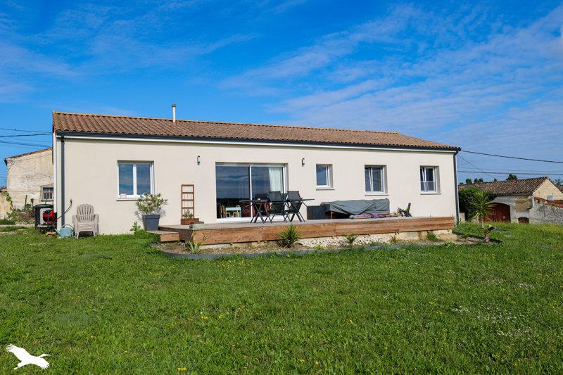 Vente Maison GENAC BIGNAC - 6 pièces -120 m² - (16170)