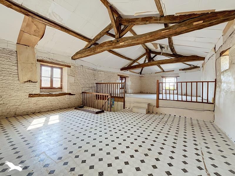 Vente Maison Vars - 4 pièces -93 m² - (16330)