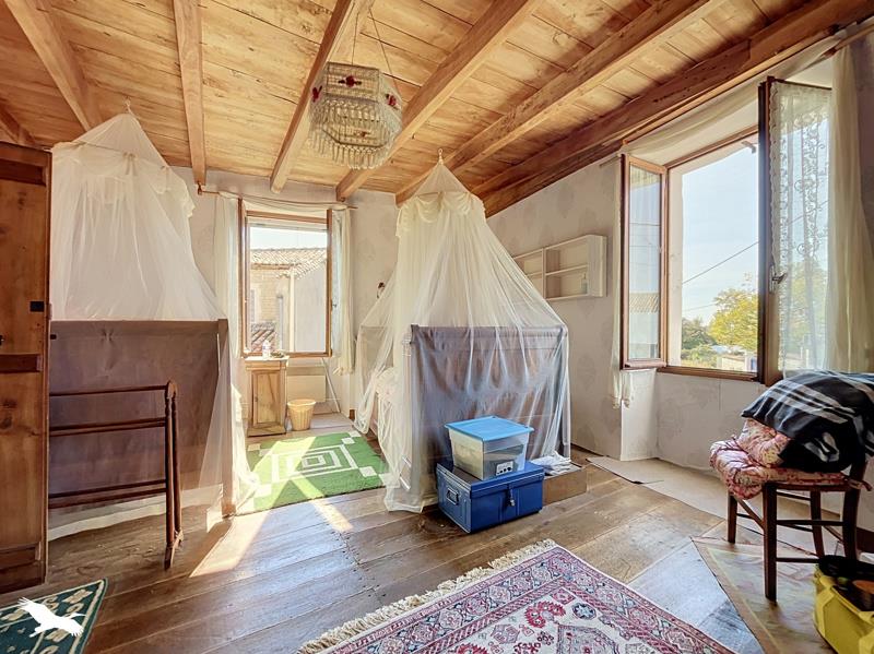 Vente Maison Vars - 4 pièces -93 m² - (16330)