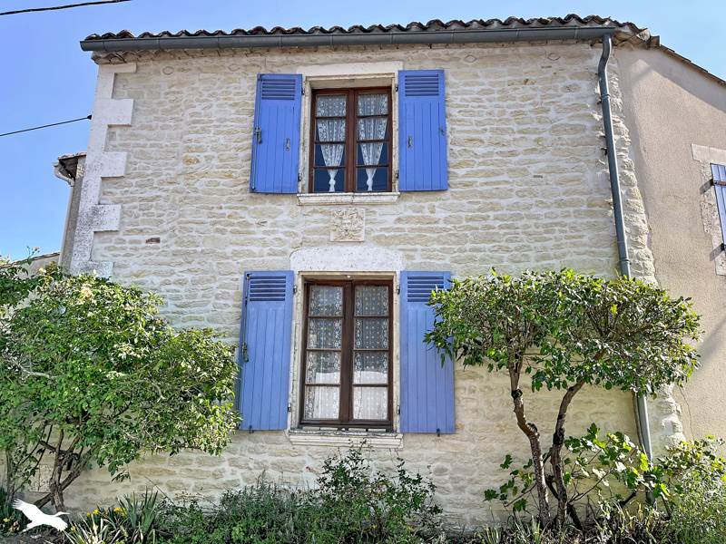 Vente Maison Vars - 4 pièces -93 m² - (16330)