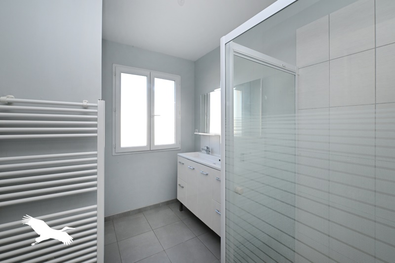 Vente Maison Vaux-Rouillac - 5 pièces -136 m² - (16170)